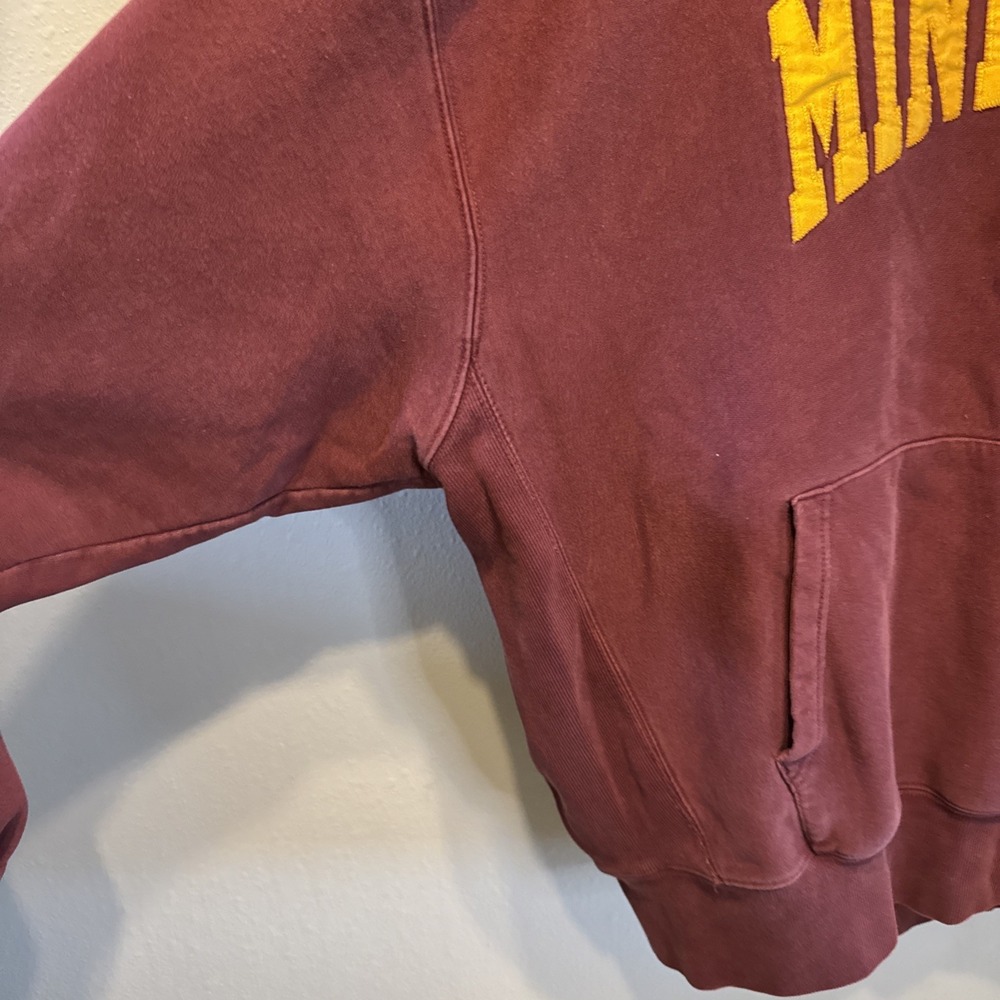 Minnesota Embroidered‎ Hoodie Burgundy ?XXL 29" Pit to Pit | MSRP = $60 - Picture 4 of 6